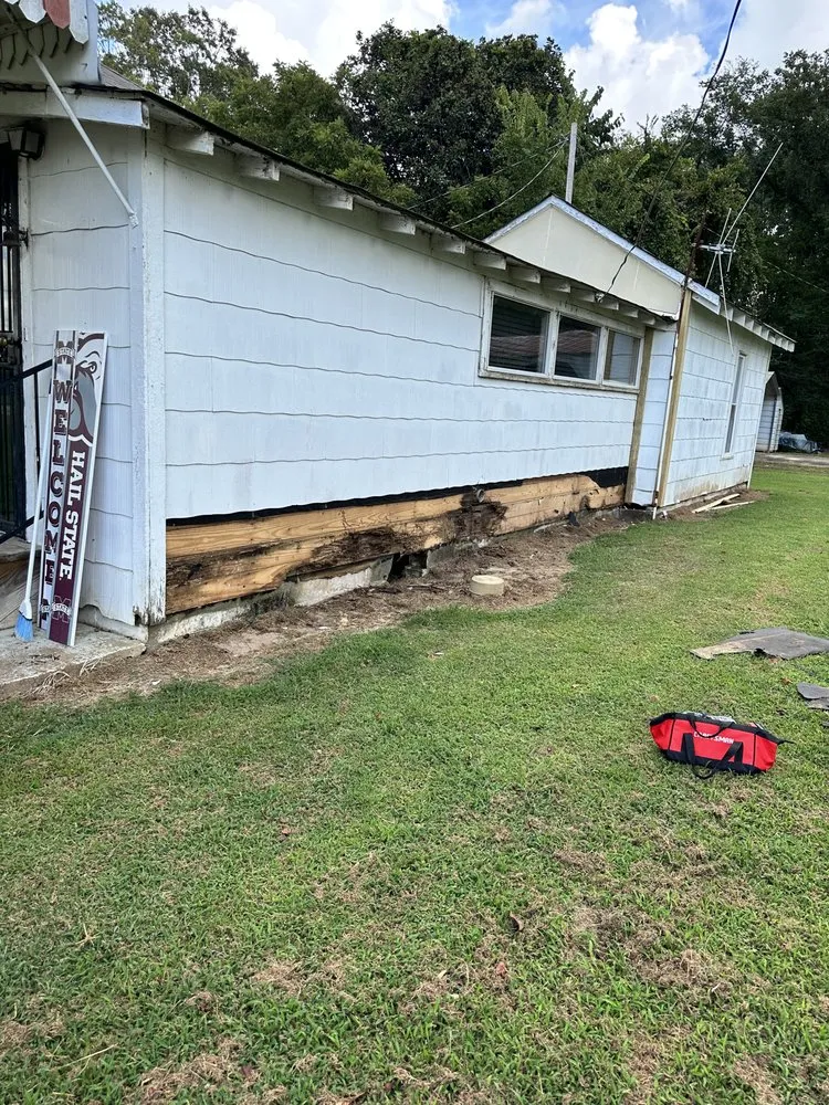 Trusted lawn mowing service for homes in New Albany, MS by 5 Star Renovations