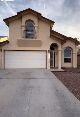 5 Star Yard Maintenance and Construction Logo