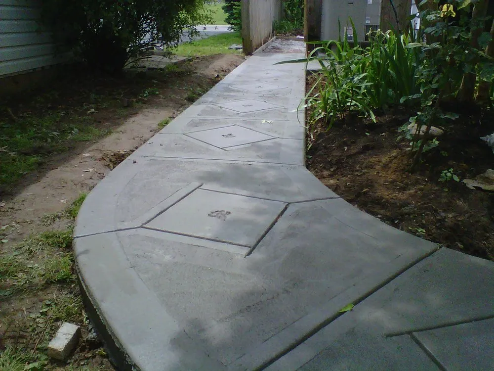 Reliable landscape design in Louisville, KY by 502 Construction