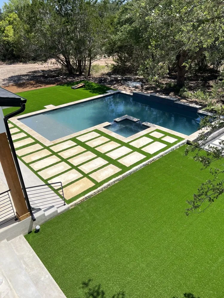 Professional landscape installation in Austin, TX - 512 Turf and landscaping