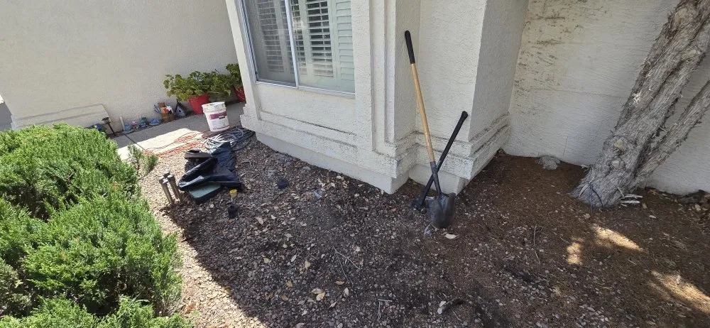 Local lawn mowing service experts serving Rio Rancho, NM - 528 Legacy Landscaping