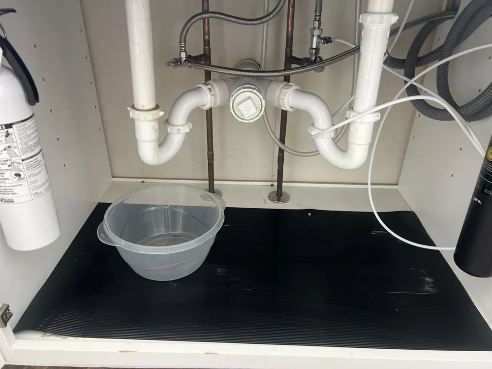 Expert lawn care service near you in La Salle, IL by 5700 Growz