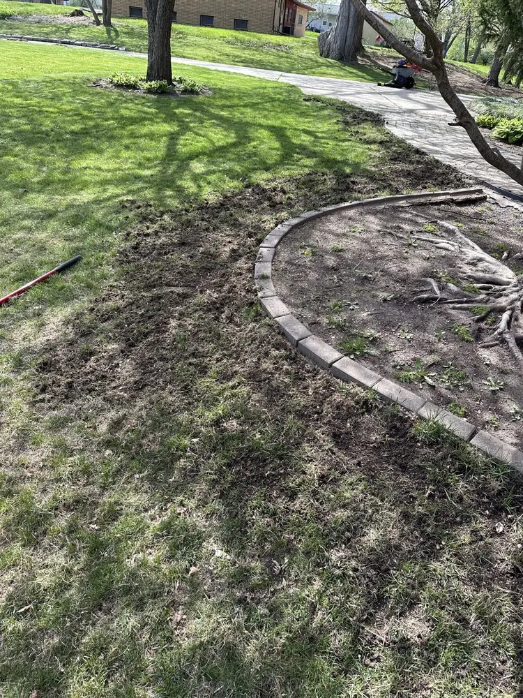 Reliable garden landscaping experts serving La Salle, IL - 5700 Growz