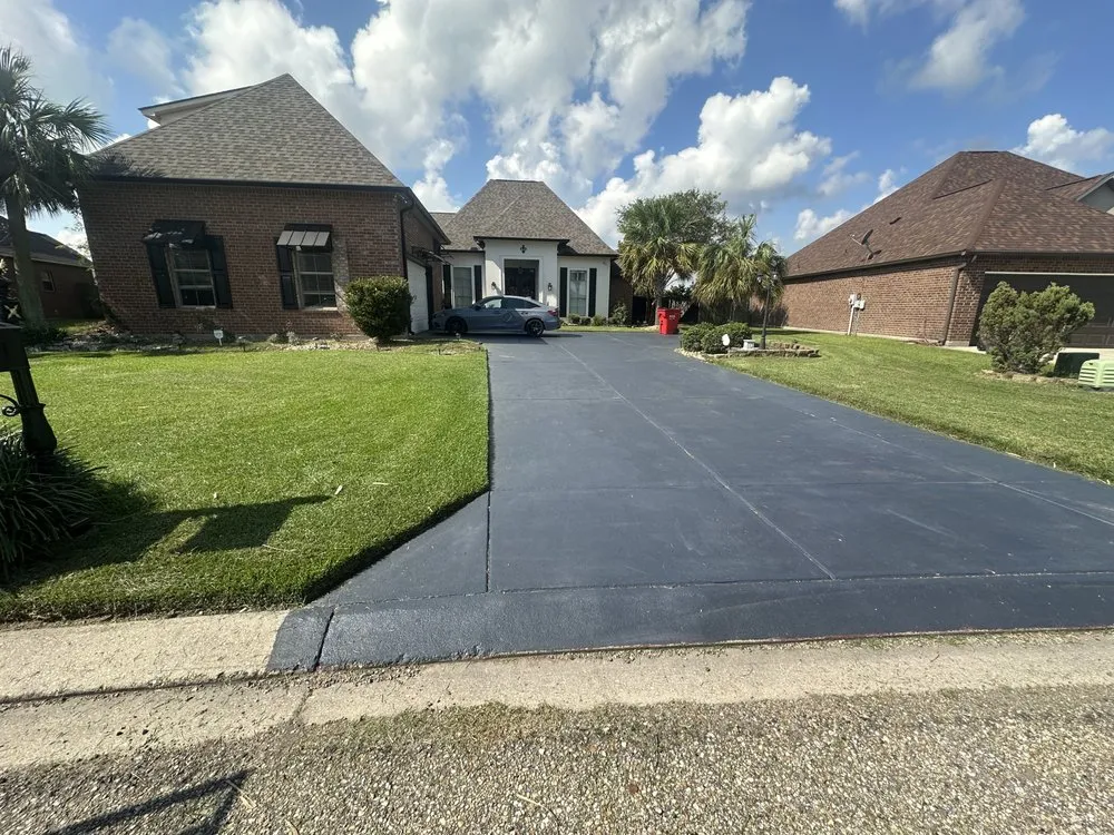 Local outdoor landscaping in Gonzales, LA by 5th Quarter Services