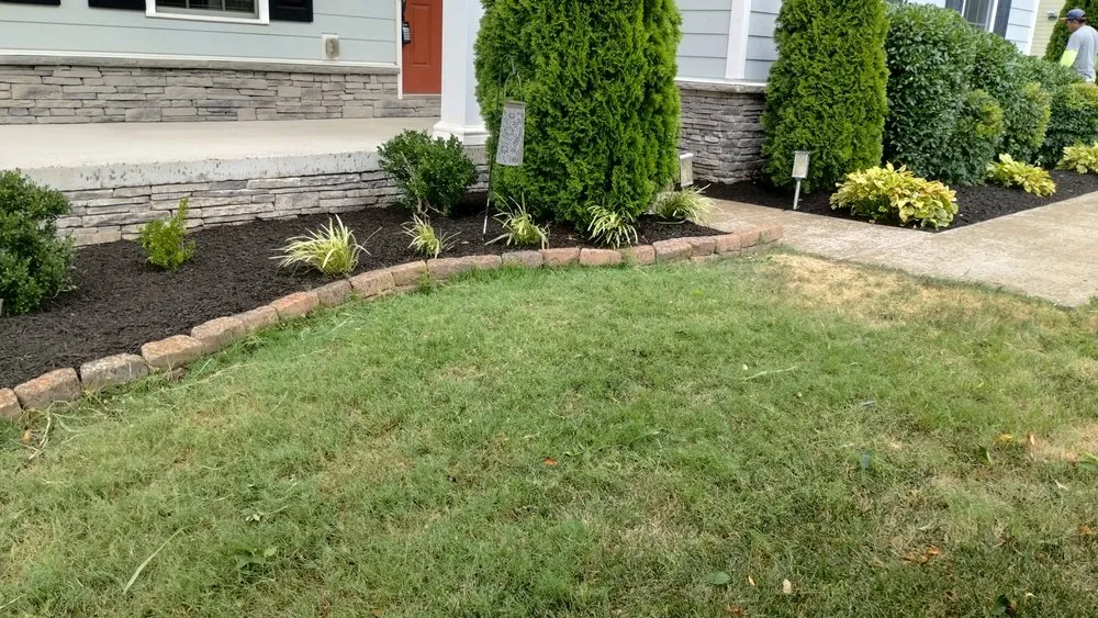 Top-rated yard maintenance experts serving Nashville, TN - 6 Brother Landscaping