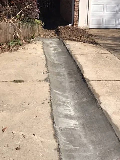 Custom yard cleanup service in Hattiesburg, MS by 601 Southern Enterprises Handyman