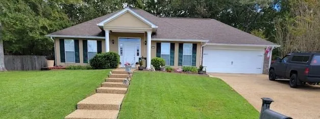 Affordable garden landscaping near you in Hattiesburg, MS by 601 Southern Enterprises Handyman