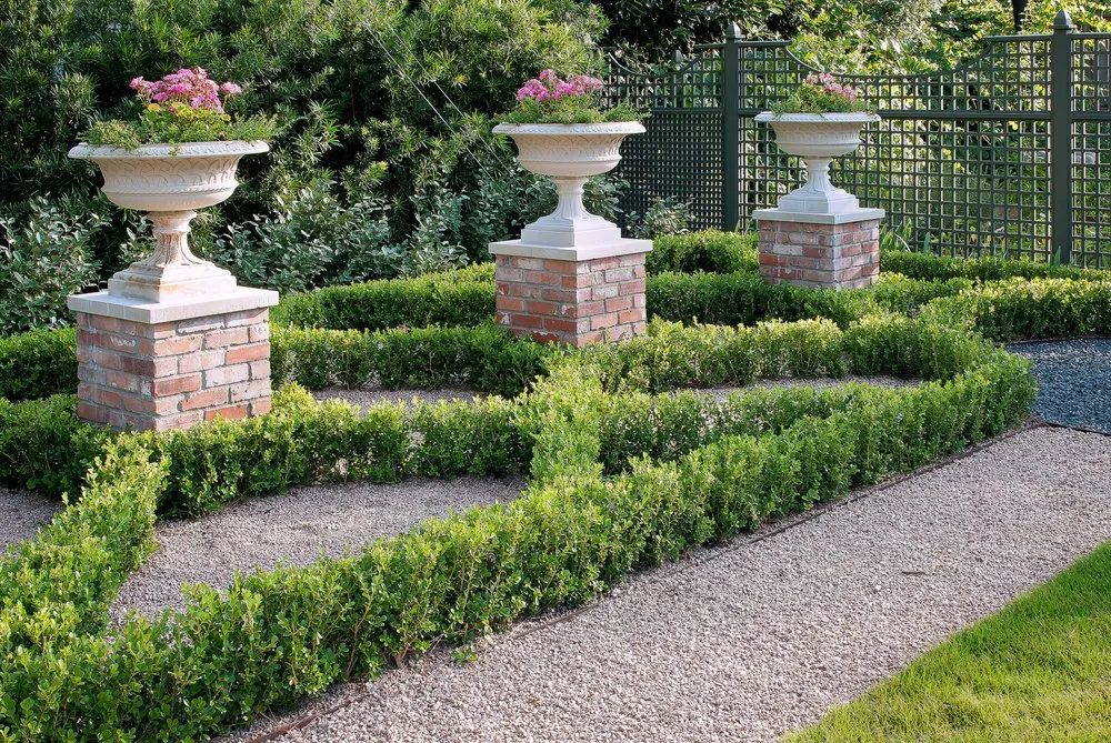 Reliable garden landscaping in Chicago, IL - 606 Land & Snow