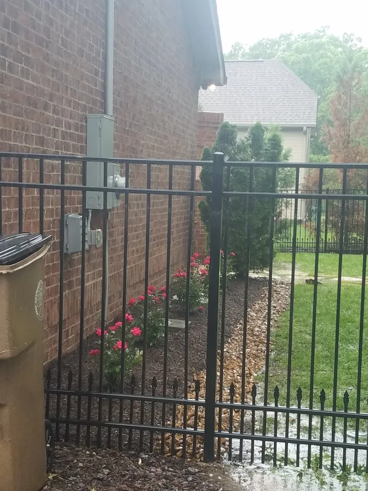 Top-rated lawn mowing service in Burns, TN - 615 Lawn Care