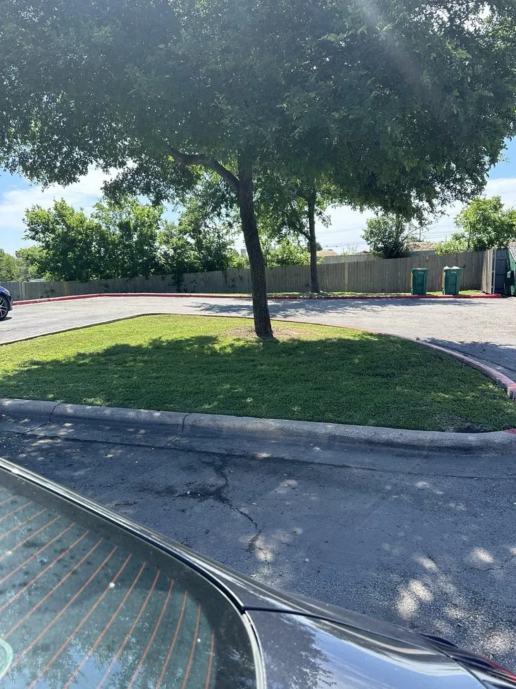 Affordable residential landscaping experts serving Austin, TX - 7 Kings Landscaping Services