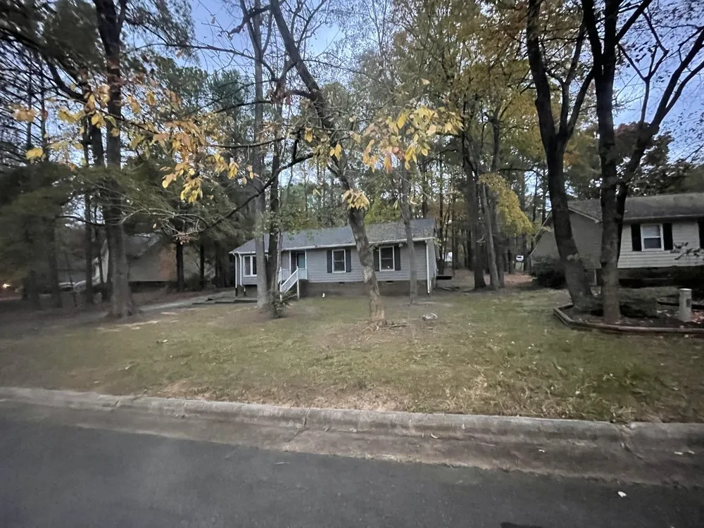 Professional garden landscaping for beautiful yards in Garner, NC by 7 Tree Landscaping