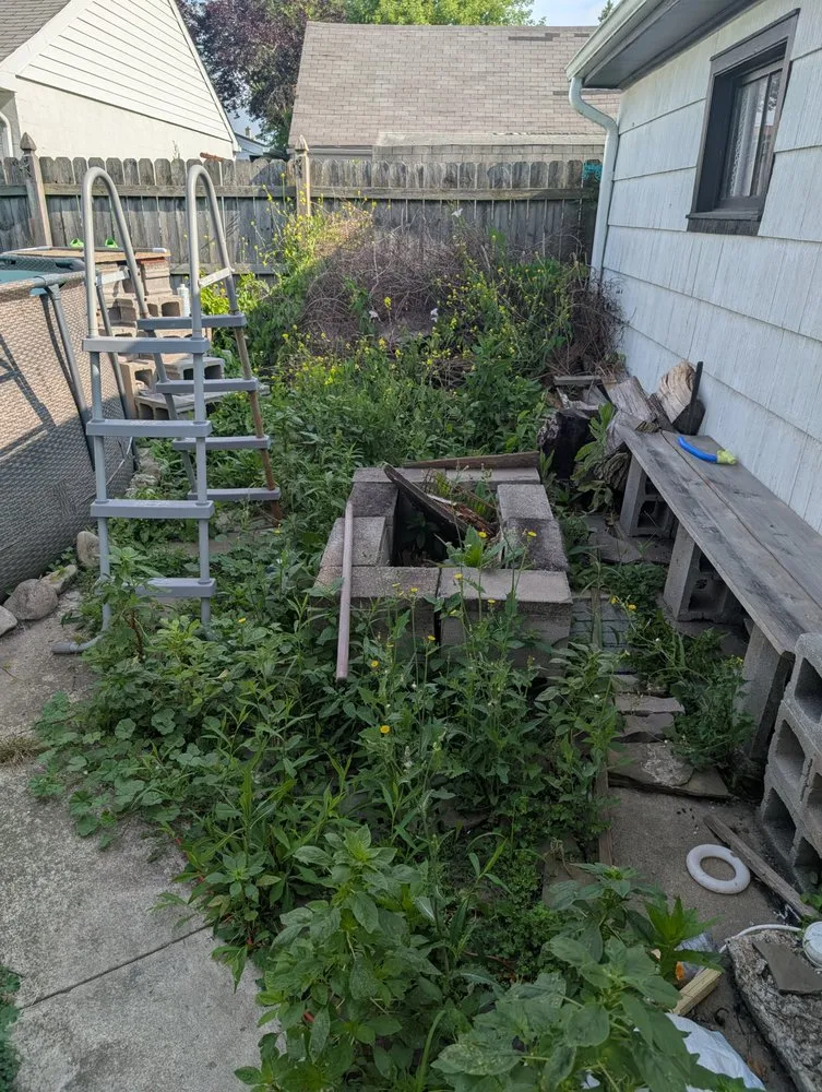 Custom residential landscaping in Niagara Falls, NY by 716 All Fix