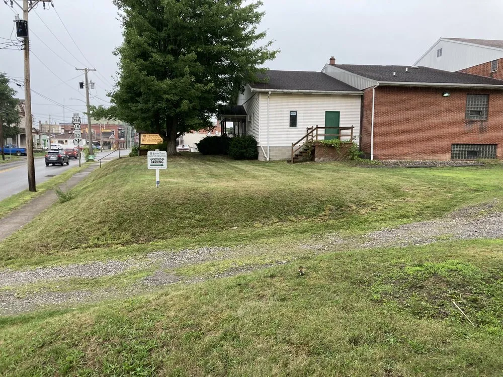 Reliable lawn care service in Greenville, PA by 72 Six Lawn