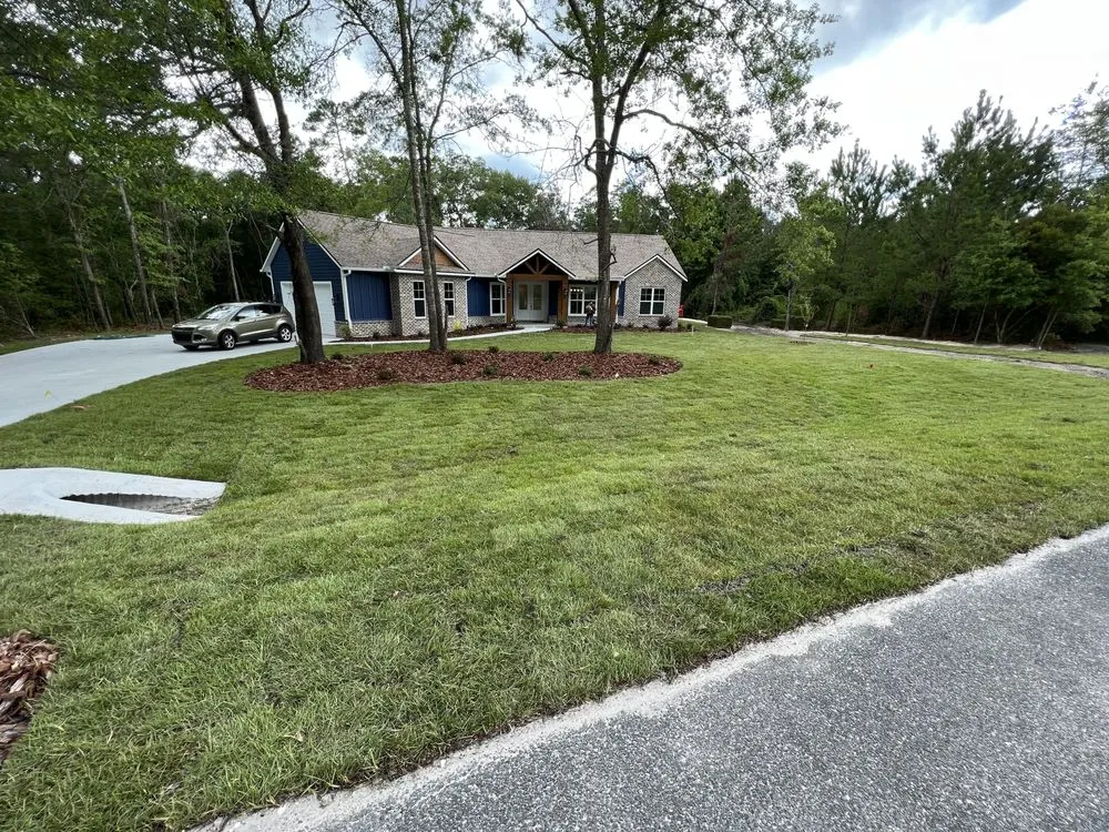 Professional yard maintenance experts serving Alachua, FL - 77 Landscaping