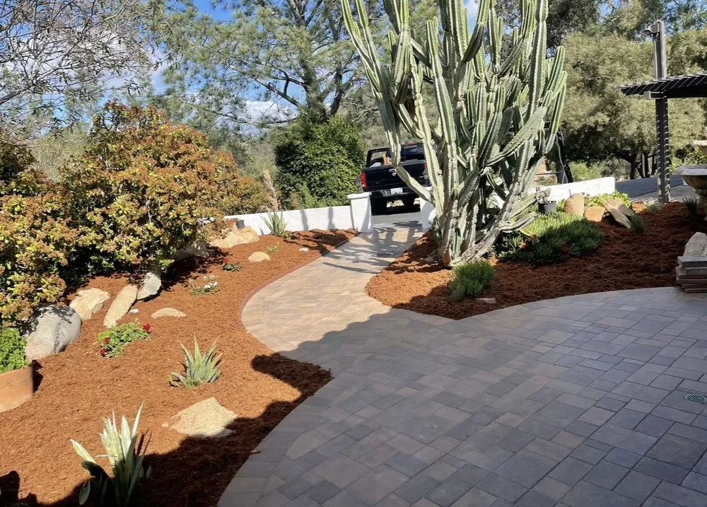 Affordable lawn mowing service for beautiful yards across Escondido, CA - 777 Landscape