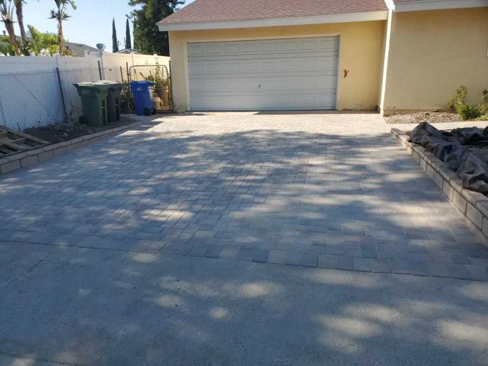 Trusted outdoor landscaping for year-round maintenance in Santa Paula, CA by 805 Majestic Landscapes