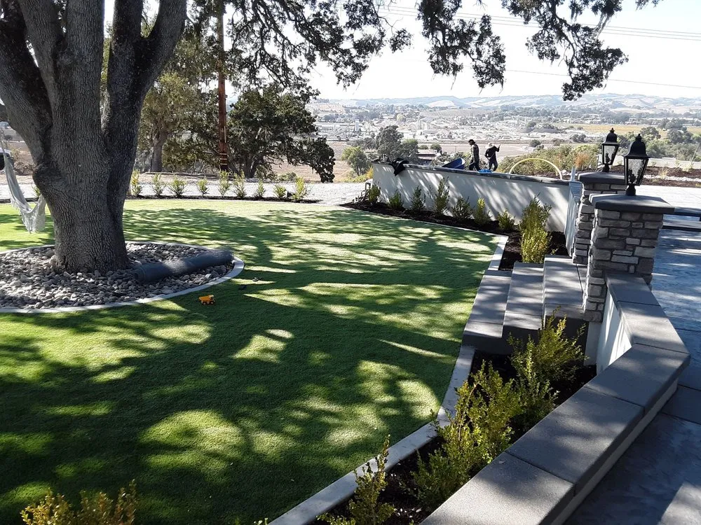 Local lawn care service experts serving Paso Robles, CA - 805West