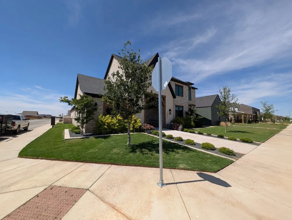 Local yard maintenance with custom design across Lubbock, TX - 806 Lawncare and Landscaping