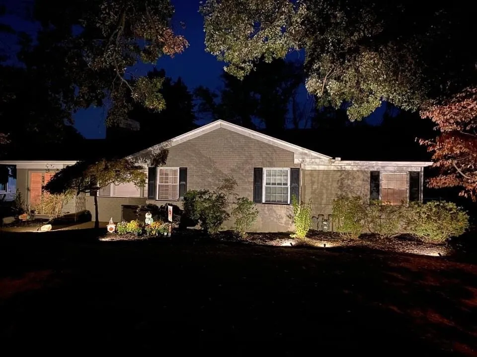 Custom landscape design experts serving Evansville, IN - 812 Lawns+