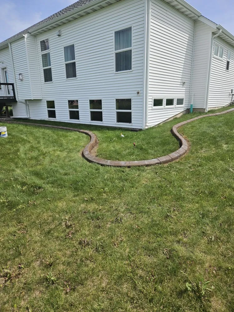 Affordable yard maintenance experts serving Freeport, IL - 815 Curbing