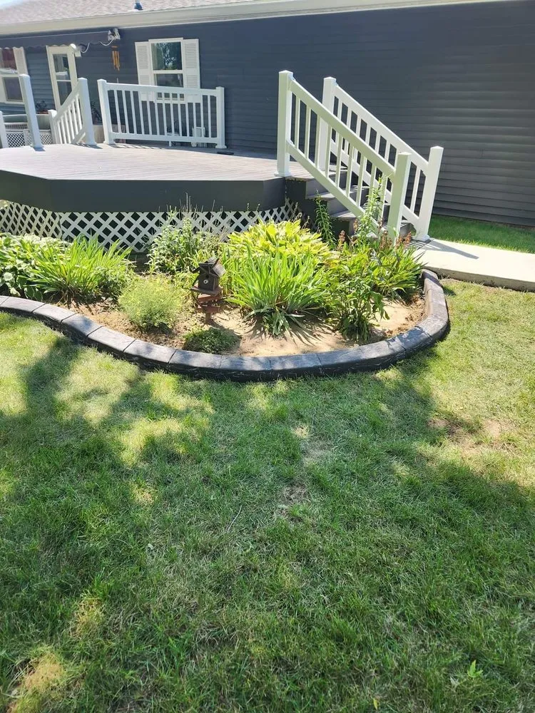 Local landscape design for residential properties across Freeport, IL - 815 Curbing