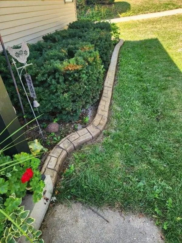 Custom outdoor landscaping with custom design across Freeport, IL - 815 Curbing