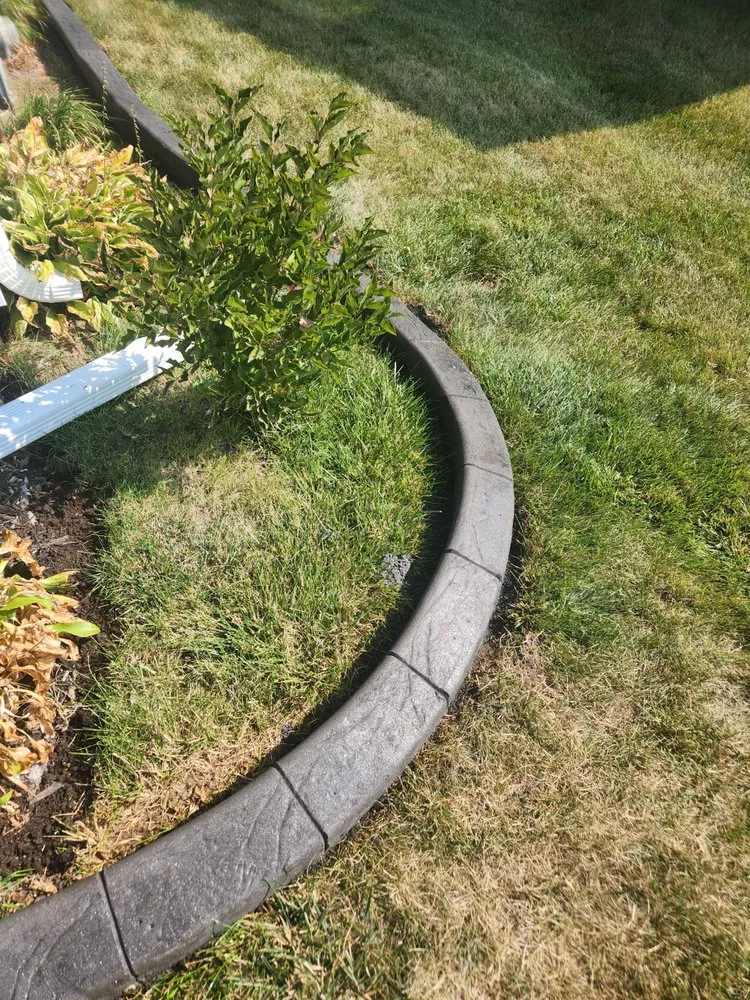 Professional lawn mowing service experts serving Freeport, IL - 815 Curbing