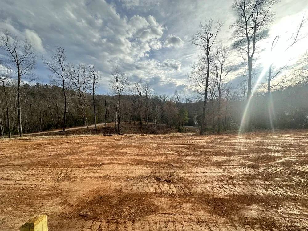 Trusted yard maintenance in Marion, NC by 828 Excavation & Stump Grinding