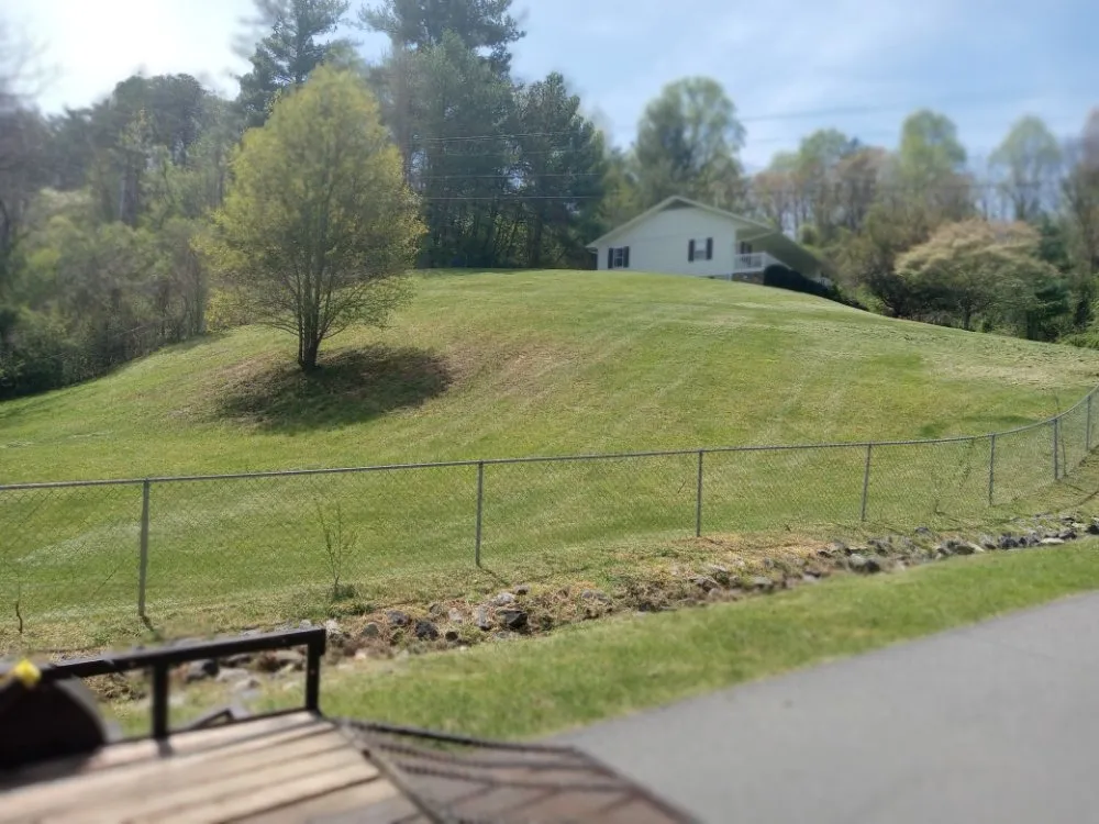 Affordable garden landscaping in Asheville, NC - 828 Moving & Landscaping