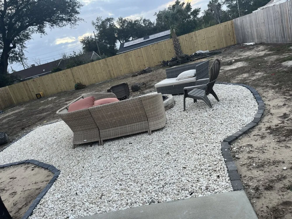 Professional yard cleanup service for beautiful yards across Panama City, FL - 850 Curb Appeal