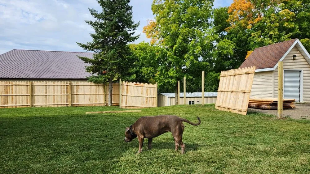 Custom garden landscaping experts serving Milwaukee, WI - 876 Xtra Handz