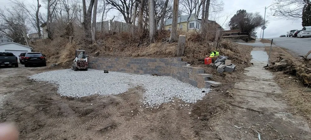 Custom lawn care service in Fort Calhoun, NE by 9-Juan-Juan Lawn Care & Snow Removal