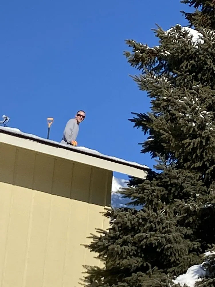 Top-rated yard cleanup service in Fairbanks, AK - 907 Snow Removal & Lawn Services