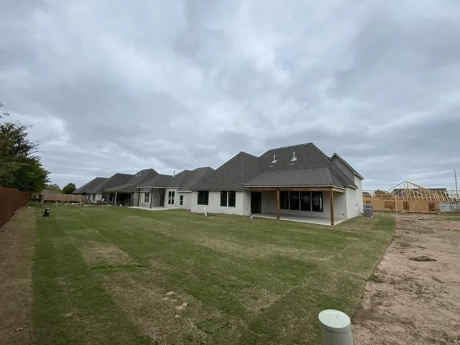 Trusted landscape installation for homes in Jenks, OK by 918 Landscape