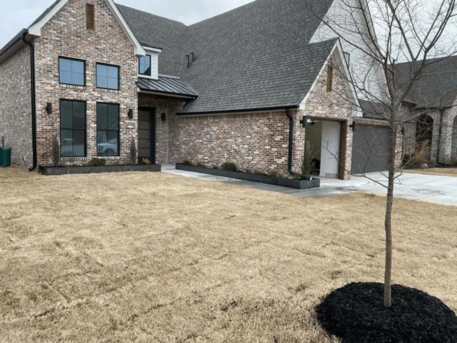 Custom yard cleanup service in Jenks, OK by 918 Landscape