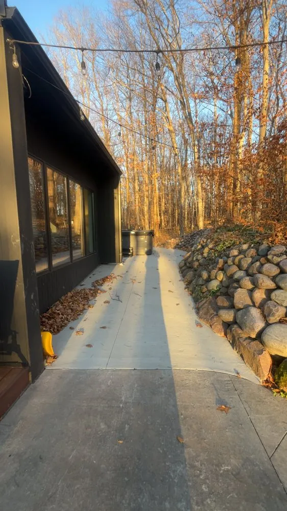 Top-rated residential landscaping experts serving Neenah, WI - 920 Concrete Lawn And Snow