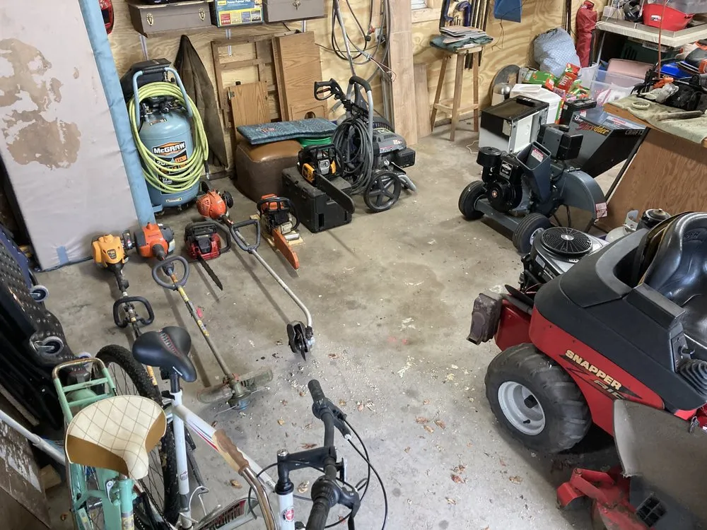 Expert yard maintenance in Mount Pleasant, MI by 989 Lawn Care