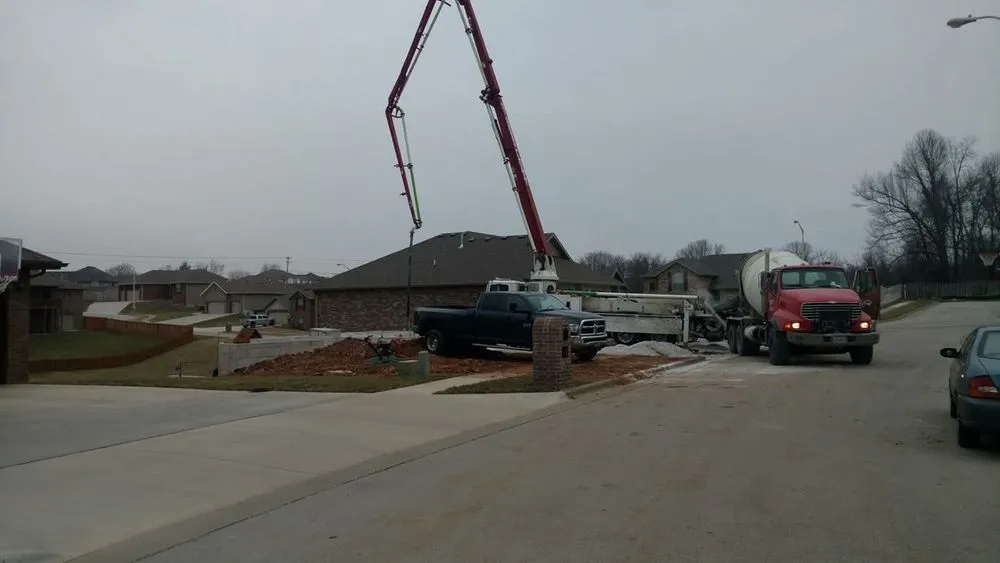 Trusted yard cleanup service experts serving Independence, MO - A & B Crafted Creations