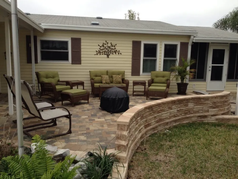 Reliable yard maintenance in Lady Lake, FL by A & C Exteriors