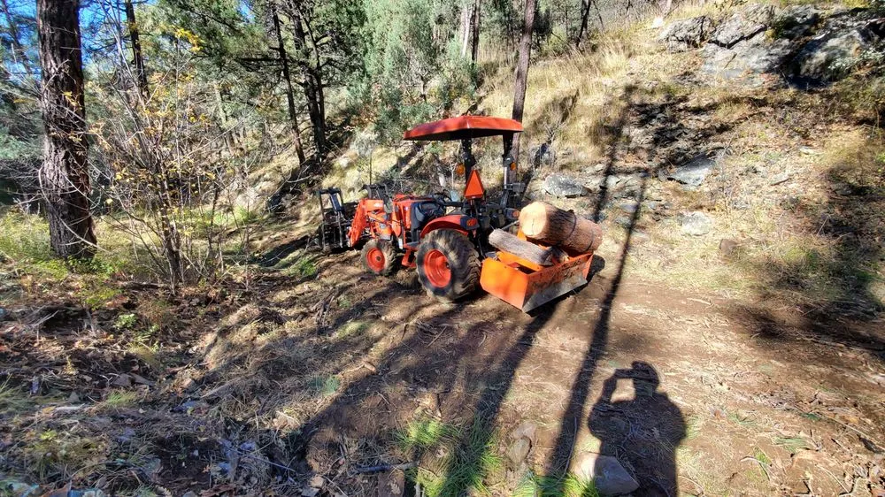 Local yard cleanup service experts serving Prescott Valley, AZ - A & C Services