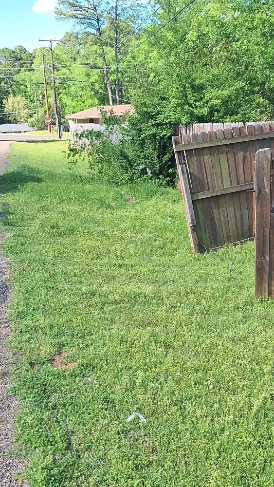 Affordable landscape design in Longview, TX by A & D Kustomz