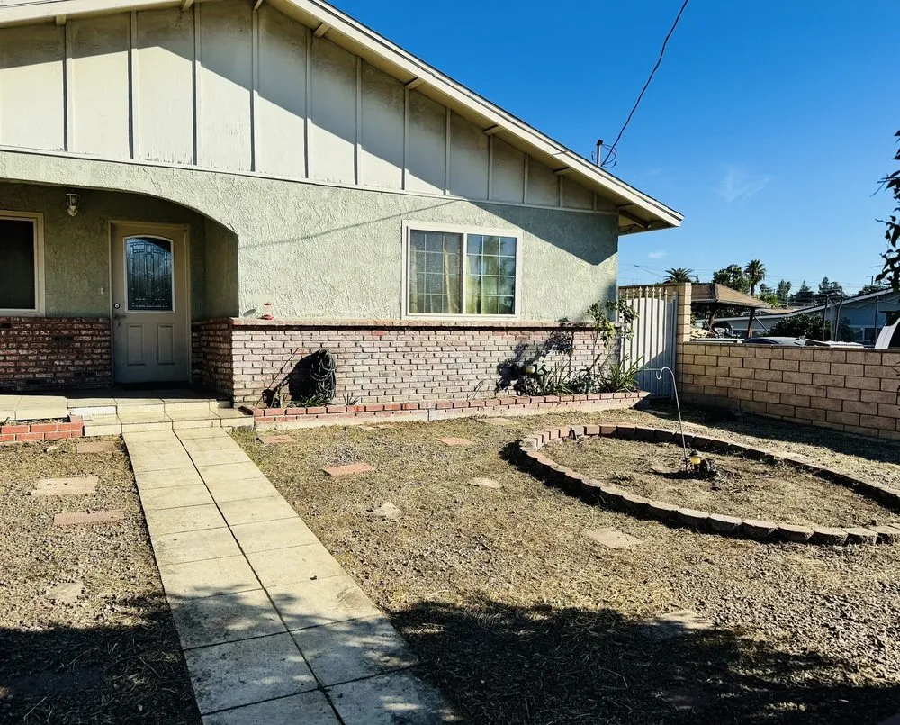 Custom landscaping services for beautiful yards across Fontana, CA - A & E Landscaping and Gardening