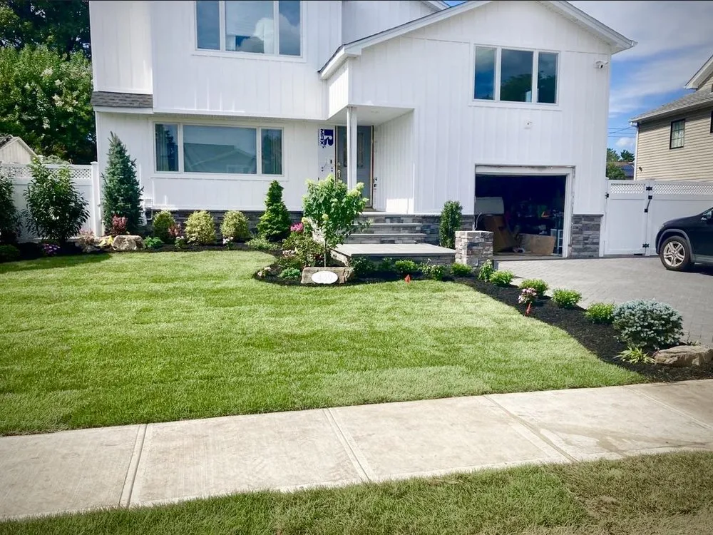 Trusted yard cleanup service for homes across Massapequa, NY - A & E Landscaping Design
