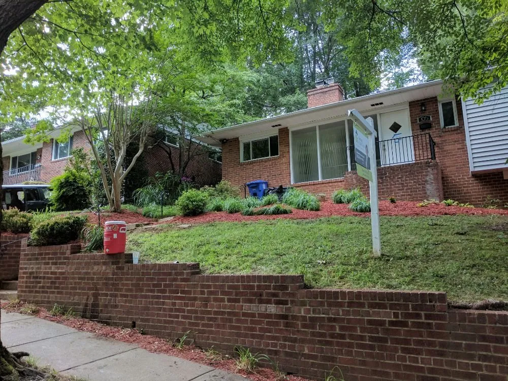 Top-rated yard cleanup service in Prince Frederick, MD by A & E Landscaping