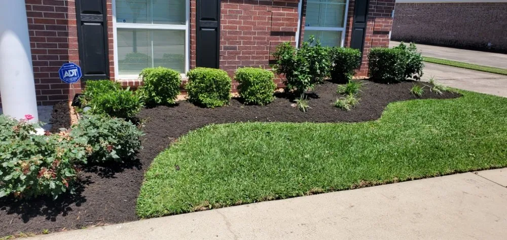 Affordable garden landscaping for outdoor upgrades across Beaumont, TX - A & E Lawn and Landscaping
