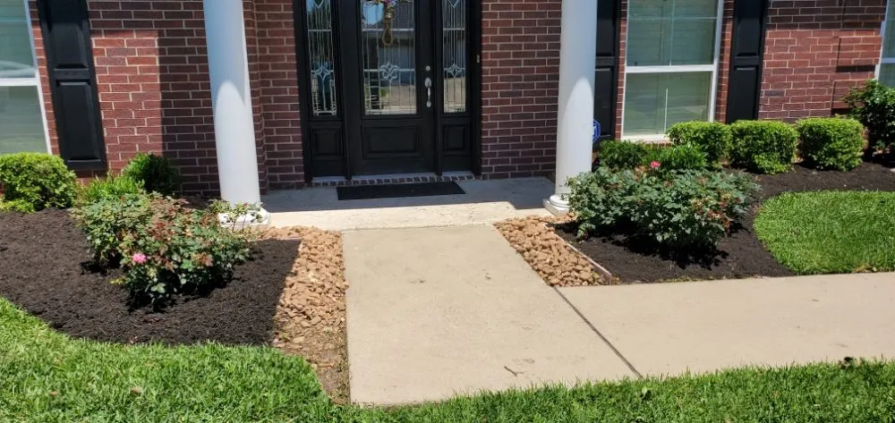 Top-rated lawn care service experts serving Beaumont, TX - A & E Lawn and Landscaping