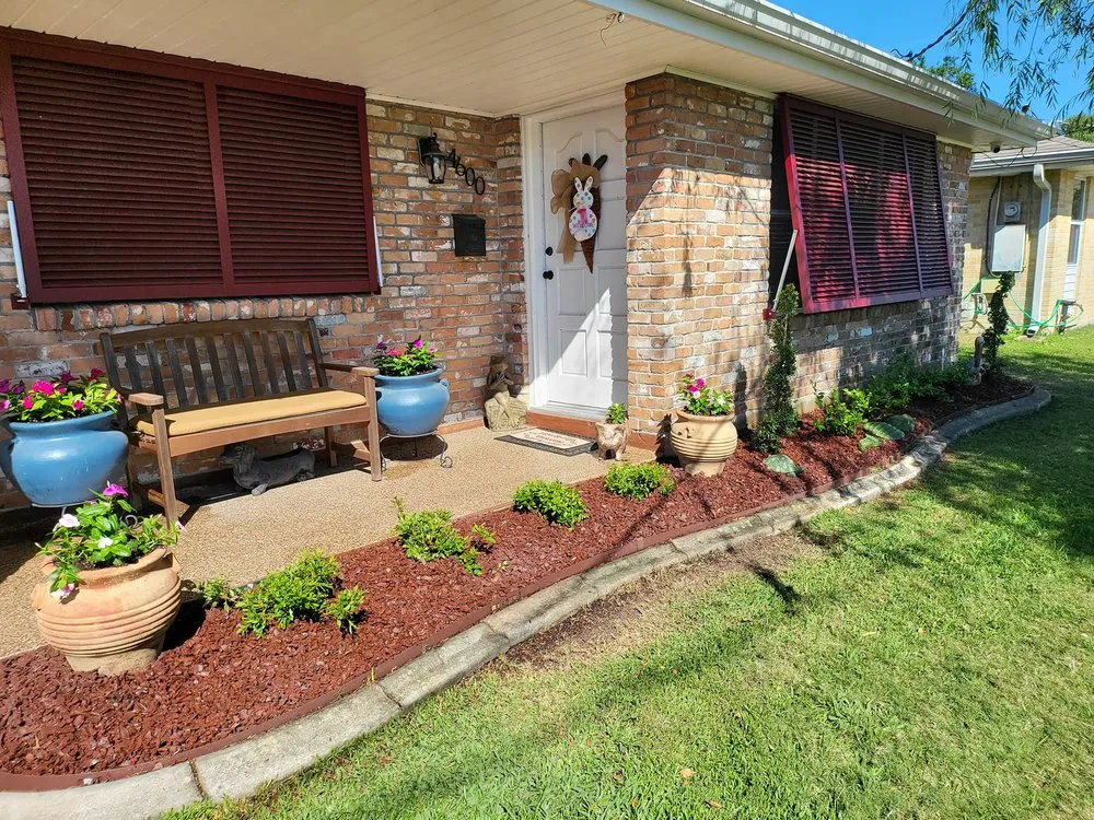 Trusted yard cleanup service experts serving Metairie, LA - A & J Landscape Services