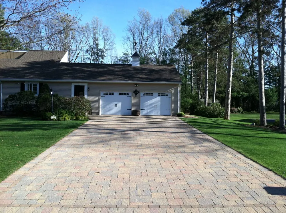 Custom lawn mowing service experts serving East Longmeadow, MA - A & J Porfilio Landscaping Co