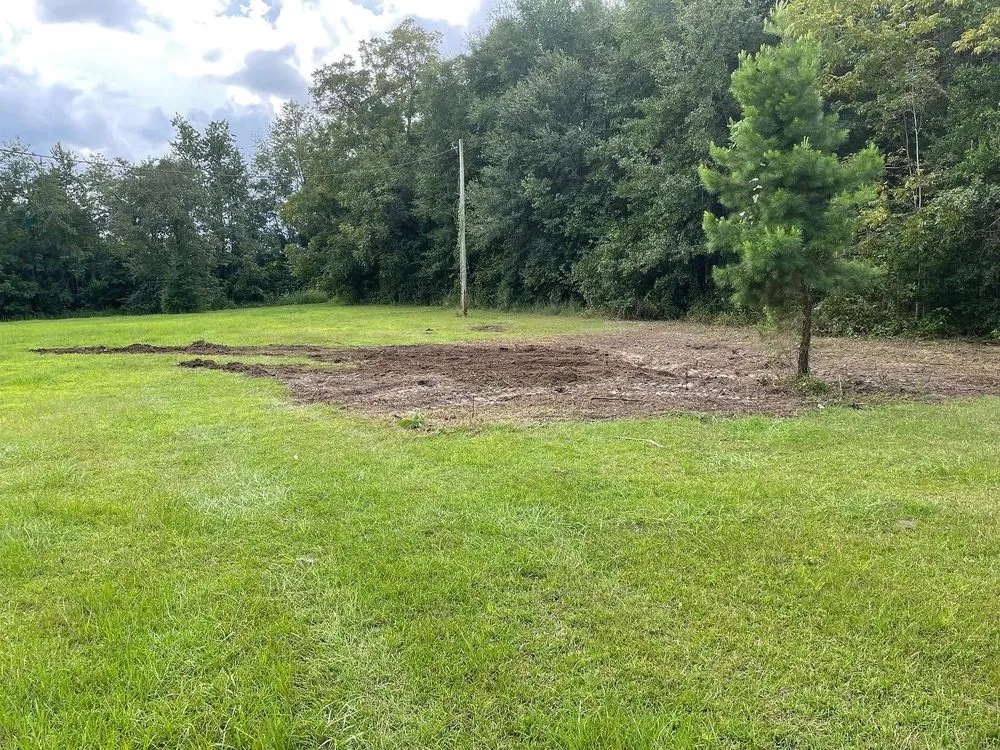 Trusted lawn care service in Quincy, FL - A & J's Lawncare