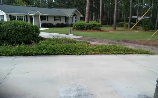 Custom yard cleanup service in Quincy, FL - A & J's Lawncare